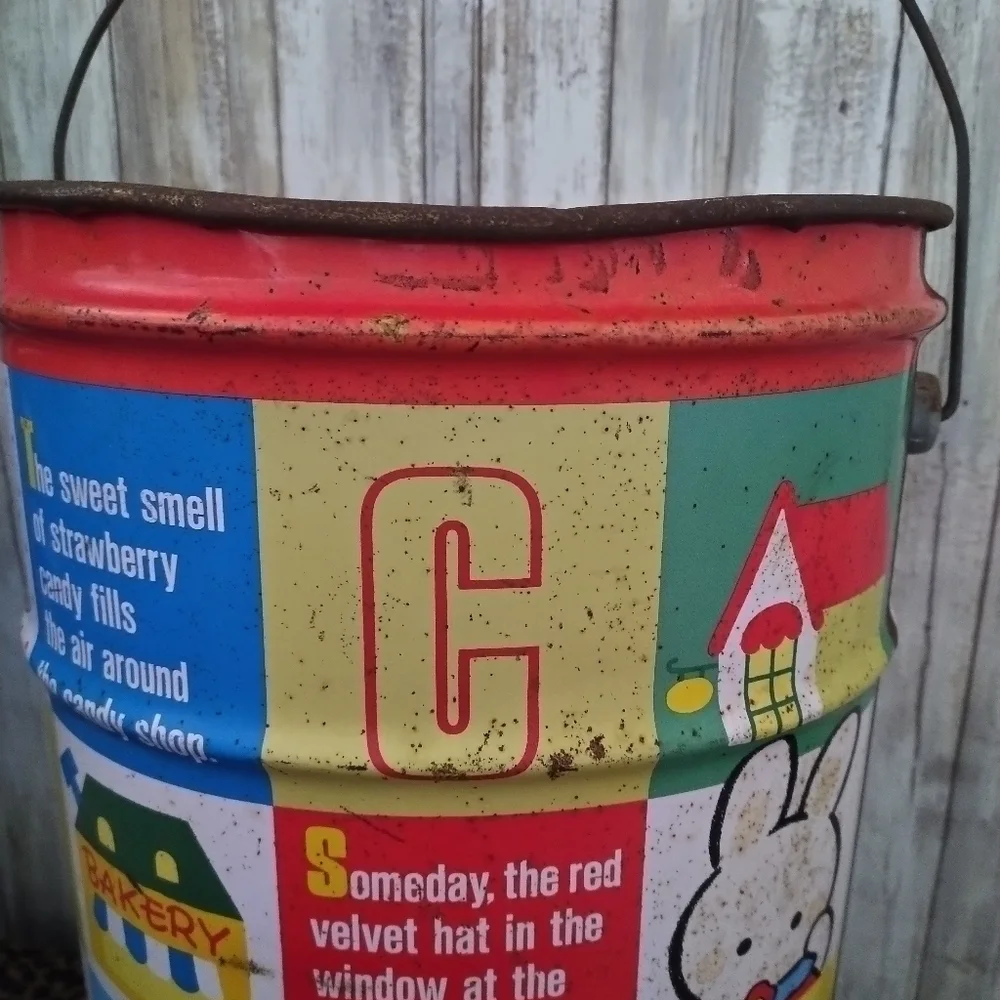SANRIO CHARACTER TOWN 90S VINTAGE RARE METAL STORAGE BUCKET W/HANDLE NO LID - Picture 7 of 12